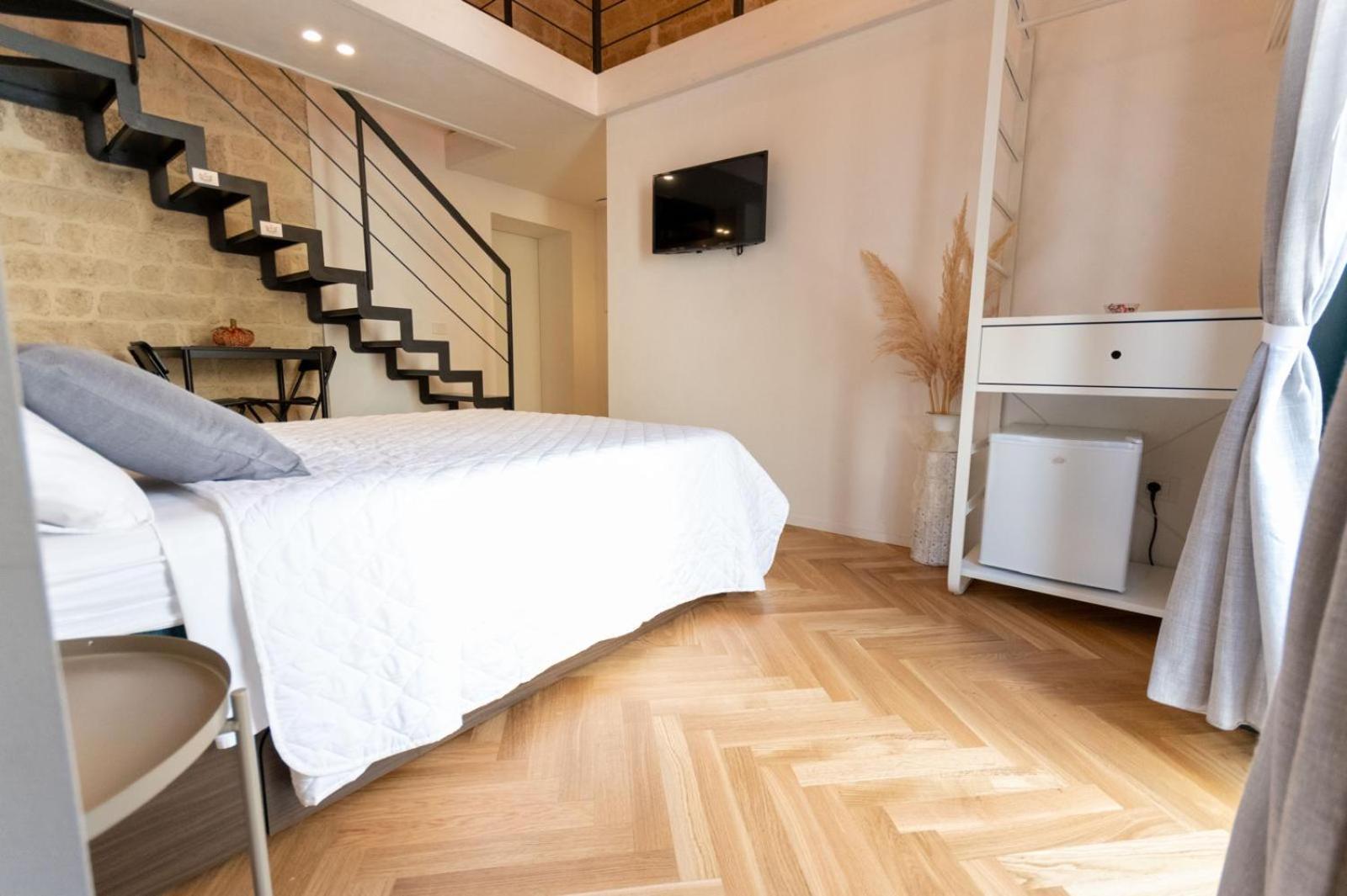 Centro Storico Rooms & Suites Manfredonia Buitenkant foto